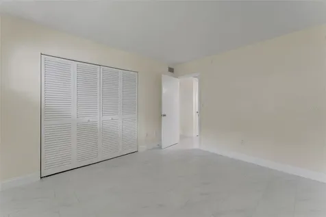 4328 Edgewater Drive Orlando FL 32804