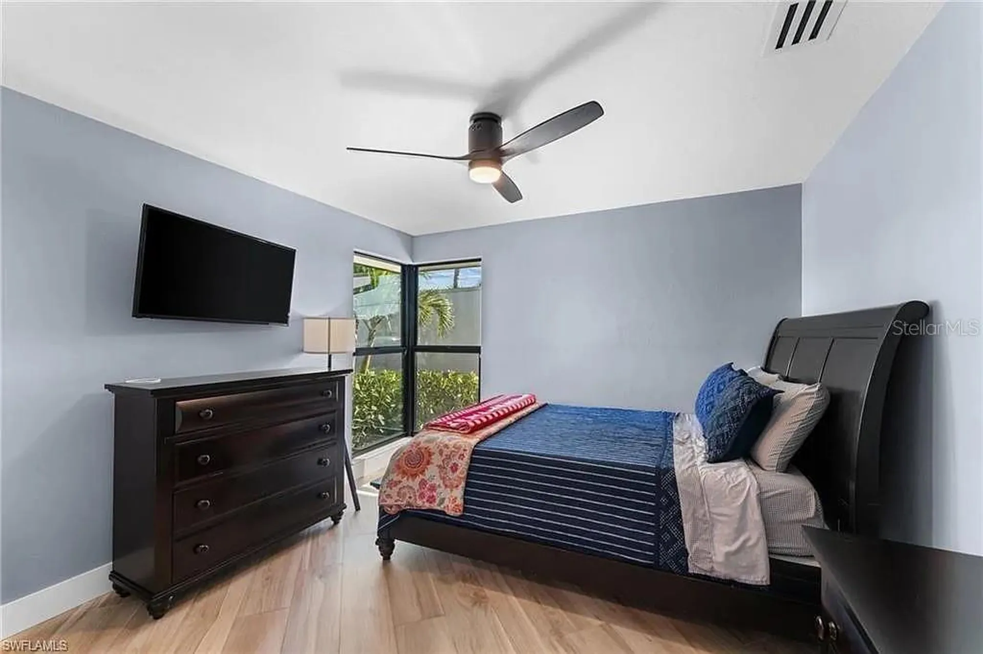 1923 SE 26th Street Cape Coral FL 33904
