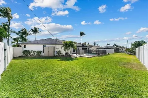 1923 SE 26th Street Cape Coral FL 33904