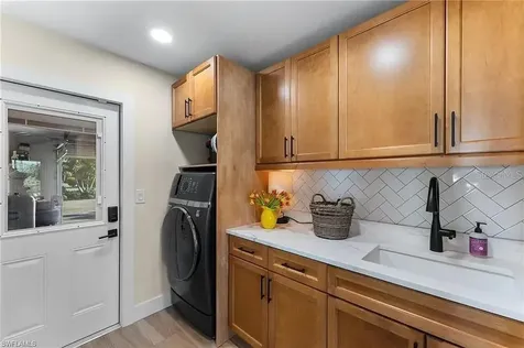 1923 SE 26th Street Cape Coral FL 33904