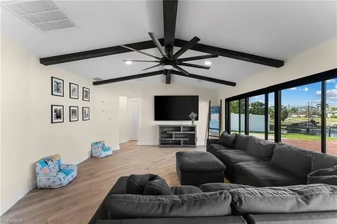 1923 SE 26th Street Cape Coral FL 33904