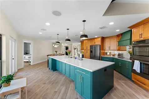 1923 SE 26th Street Cape Coral FL 33904