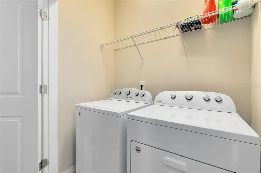 586 Piazza Point Oviedo FL 32765