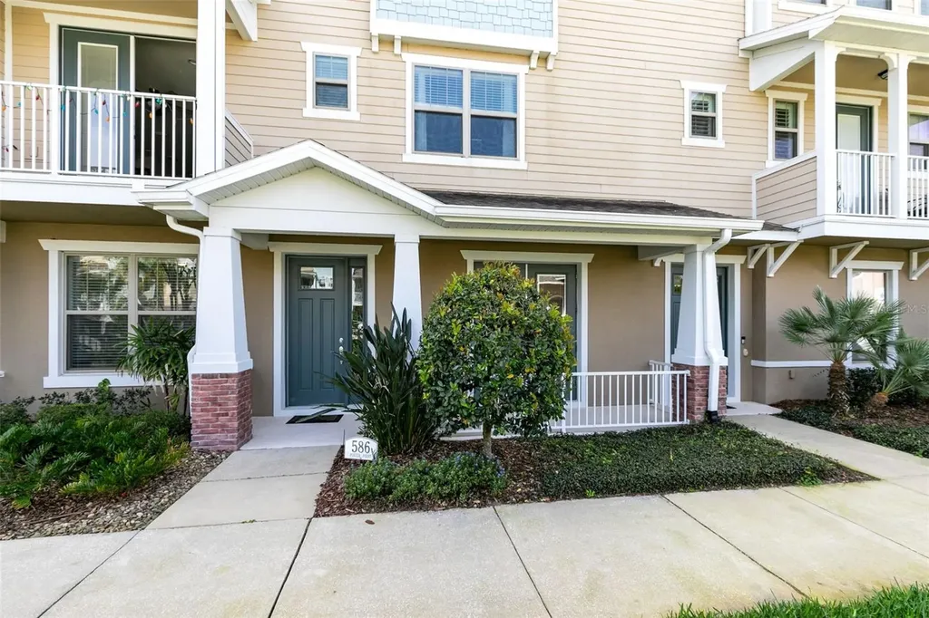 586 Piazza Point Oviedo FL 32765