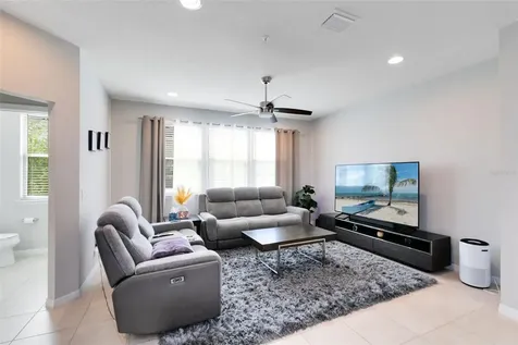 586 Piazza Point Oviedo FL 32765
