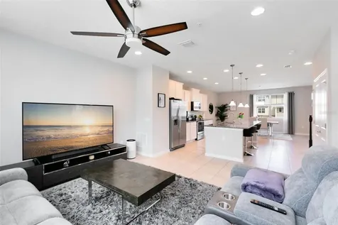 586 Piazza Point Oviedo FL 32765