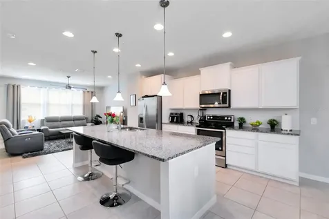 586 Piazza Point Oviedo FL 32765