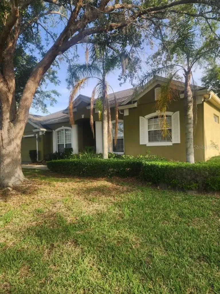 4871 Fells Cove Avenue Kissimmee FL 34744