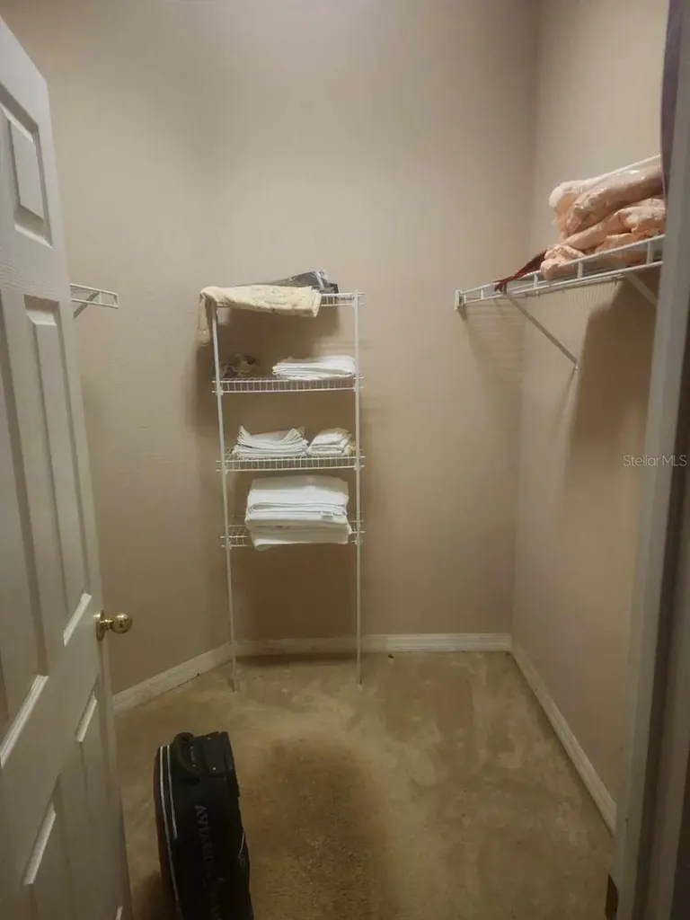 4871 Fells Cove Avenue Kissimmee FL 34744