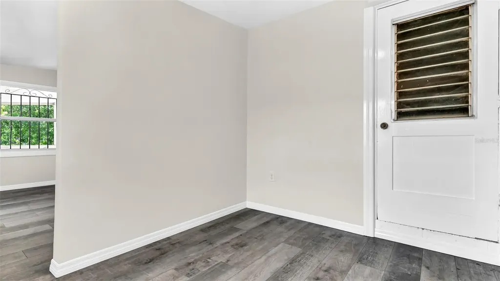 5609 Golden Drive Tampa FL 33634