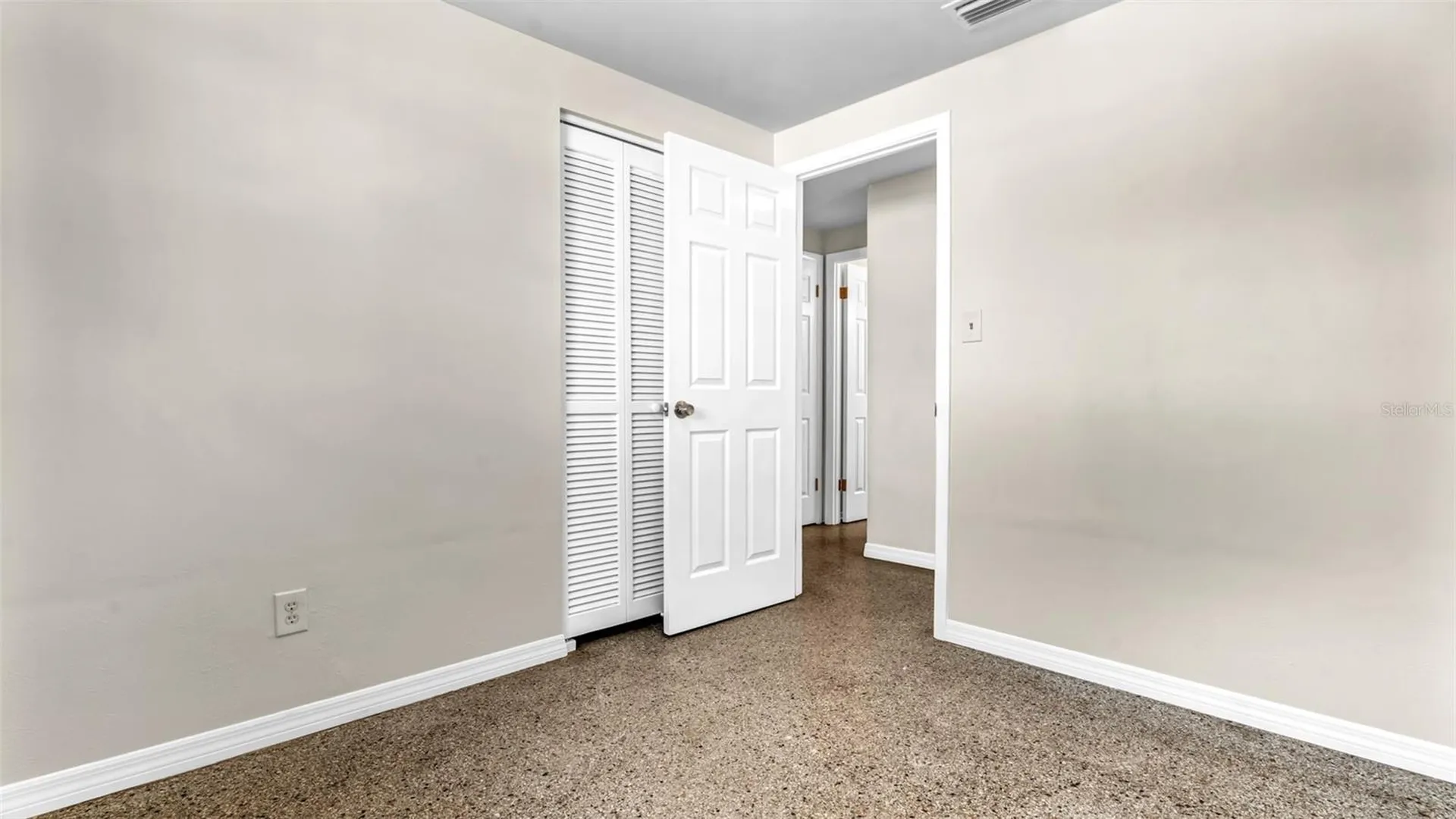 5609 Golden Drive Tampa FL 33634