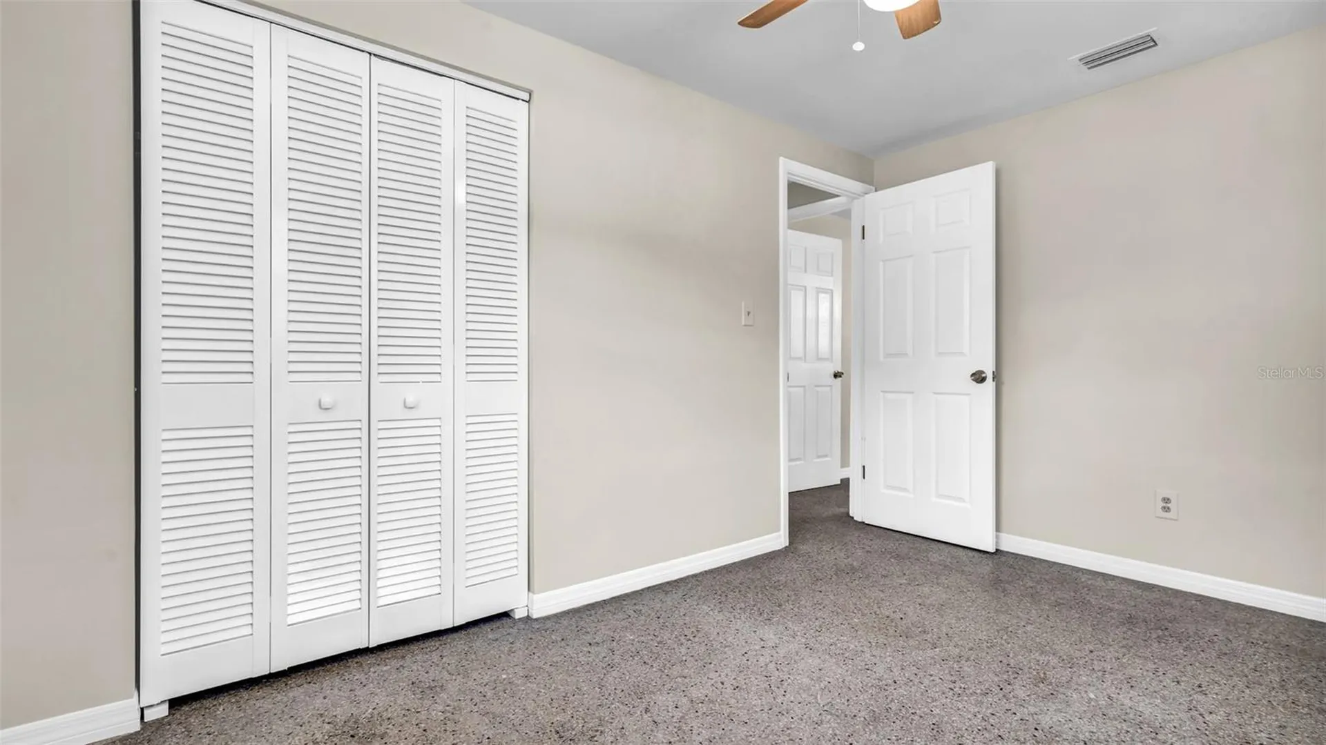 5609 Golden Drive Tampa FL 33634