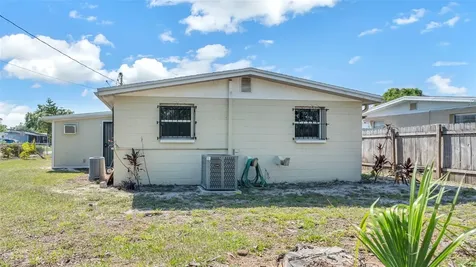 5609 Golden Drive Tampa FL 33634