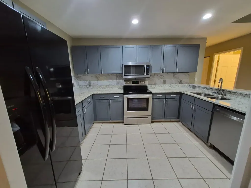 3253 Gilbert Street North Port FL 34288