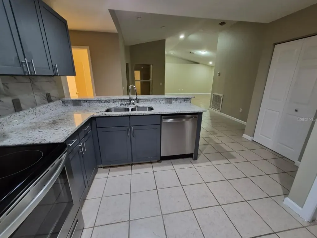 3253 Gilbert Street North Port FL 34288