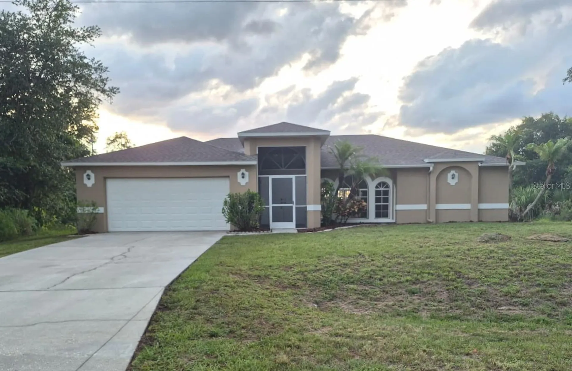 3253 Gilbert Street North Port FL 34288