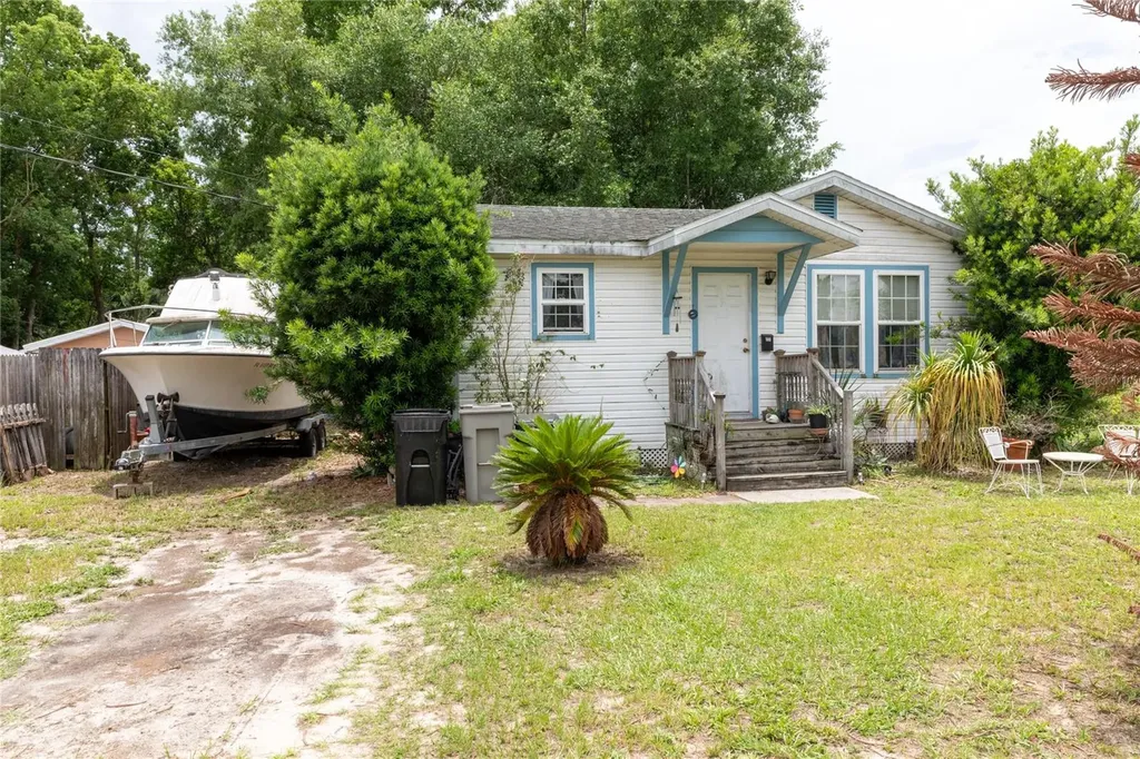 148 W Magnolia Street Apopka FL 32703