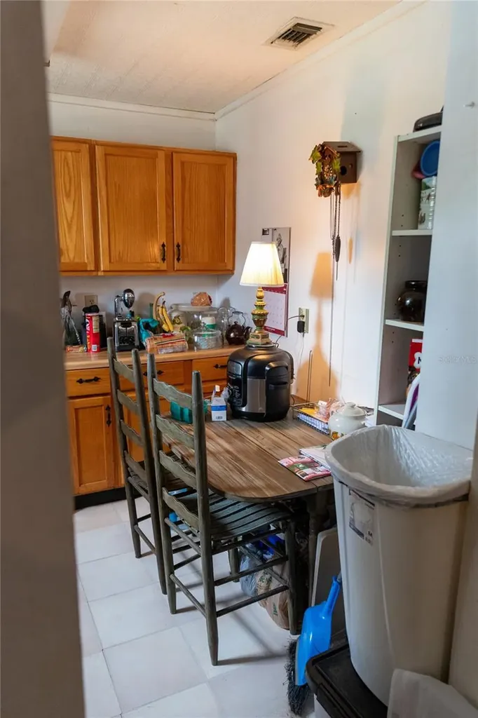 148 W Magnolia Street Apopka FL 32703