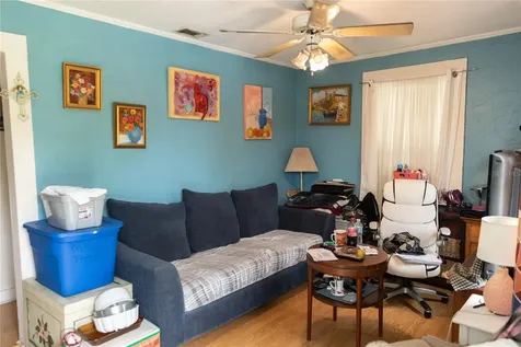 148 W Magnolia Street Apopka FL 32703