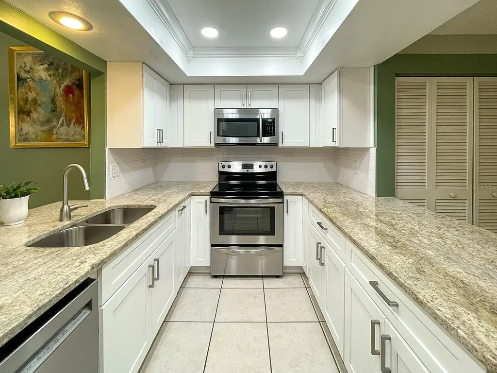 3603 Pine Point Court Sarasota FL 34238