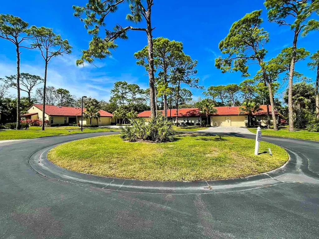 3603 Pine Point Court Sarasota FL 34238
