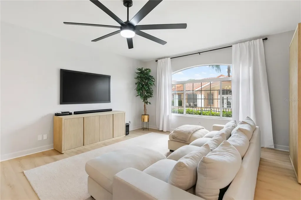 6323 Vista Verde Drive E St Petersburg FL 33707