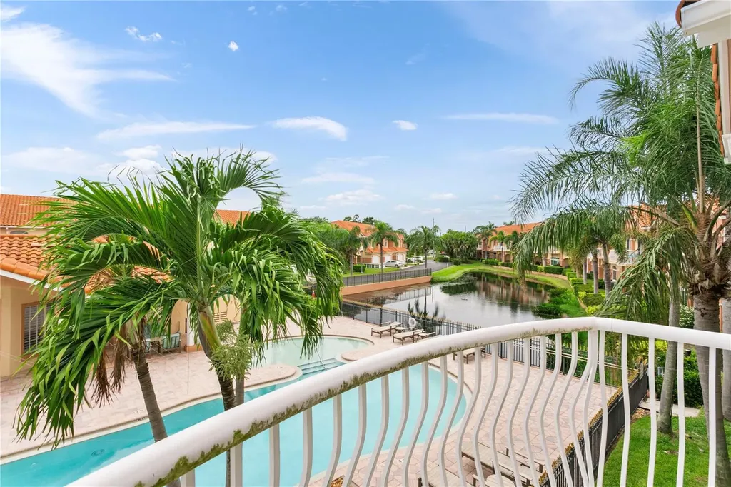 6323 Vista Verde Drive E St Petersburg FL 33707