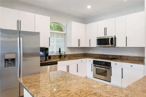 6323 Vista Verde Drive E St Petersburg FL 33707