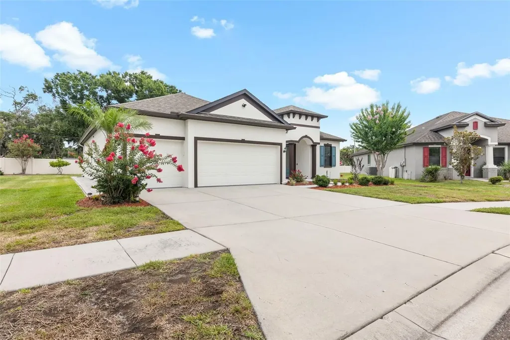 11026 Brahman Ranch Circle Riverview FL 33578