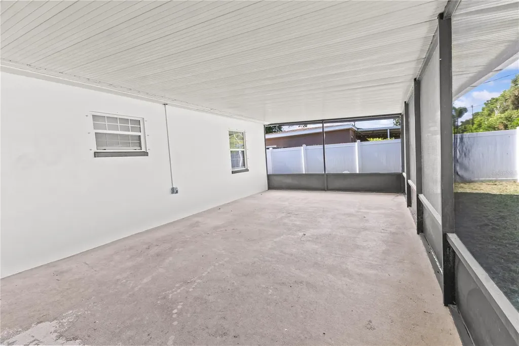 2090 75th Street N St Petersburg FL 33710