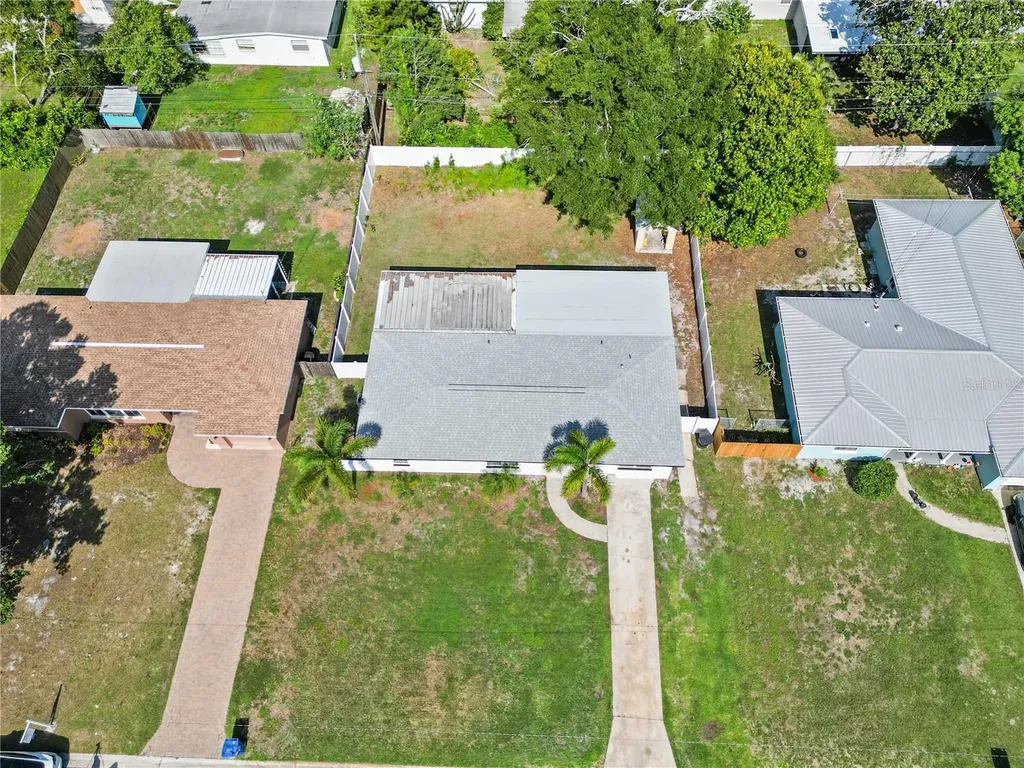 2090 75th Street N St Petersburg FL 33710