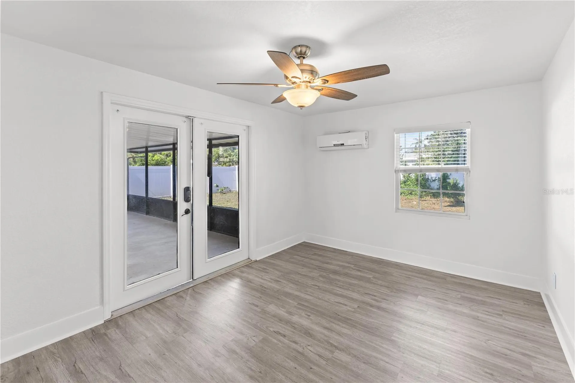 2090 75th Street N St Petersburg FL 33710