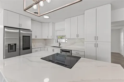 2090 75th Street N St Petersburg FL 33710