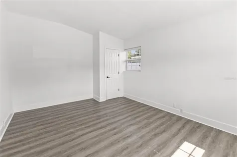 2090 75th Street N St Petersburg FL 33710