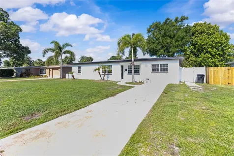 2090 75th Street N St Petersburg FL 33710