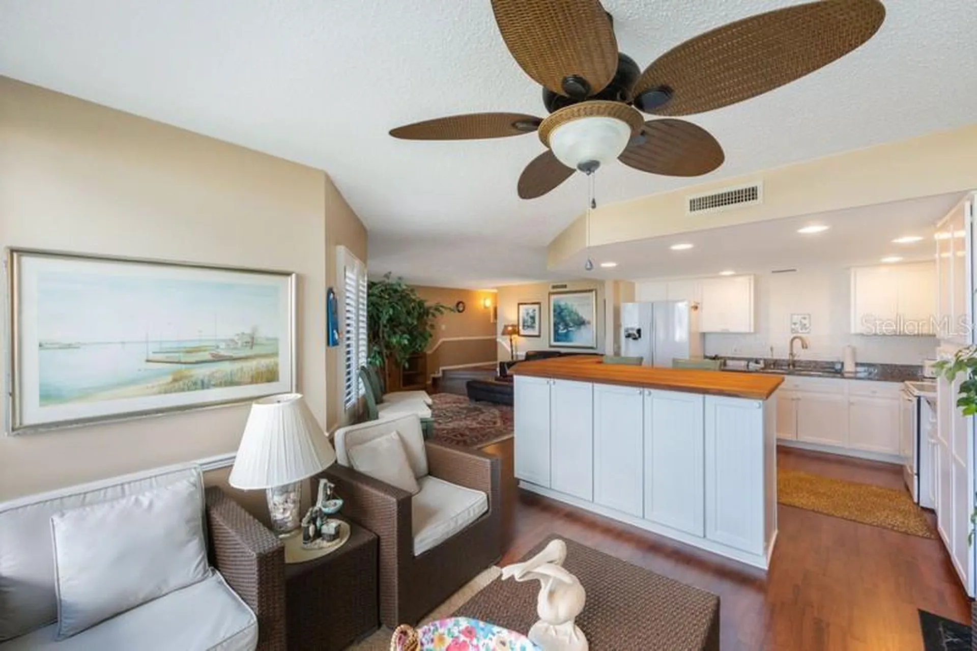 1060 Pinellas Bayway S St Petersburg FL 33715