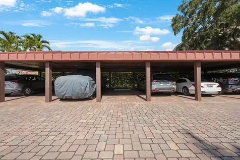 1060 Pinellas Bayway S St Petersburg FL 33715