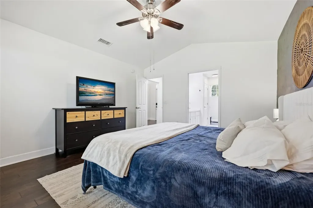 10240 NW 11th Lane Gainesville FL 32606