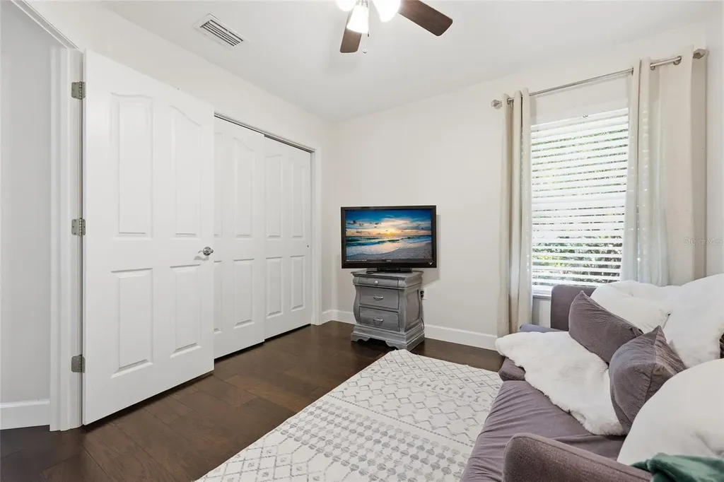 10240 NW 11th Lane Gainesville FL 32606