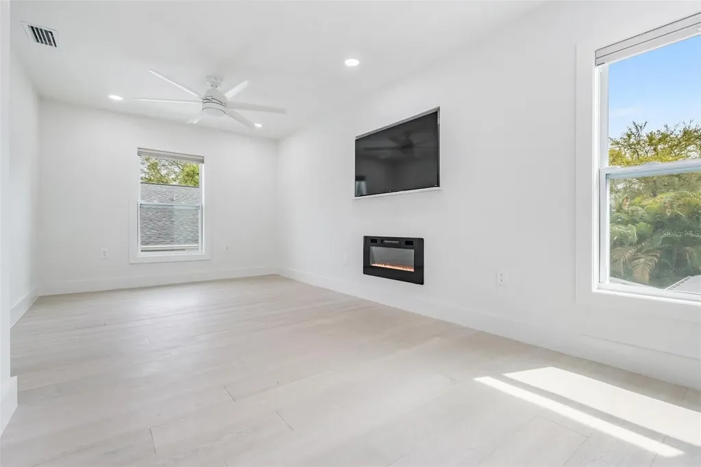3924 W Granada Street Tampa FL 33629