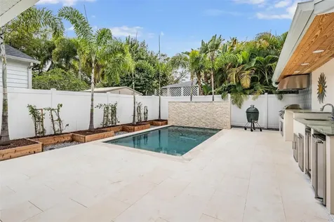 3924 W Granada Street Tampa FL 33629