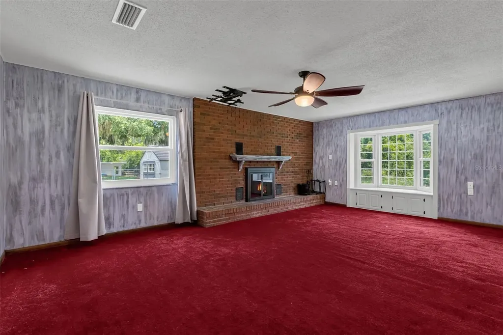 35505 Crescent Drive Fruitland Park FL 34731