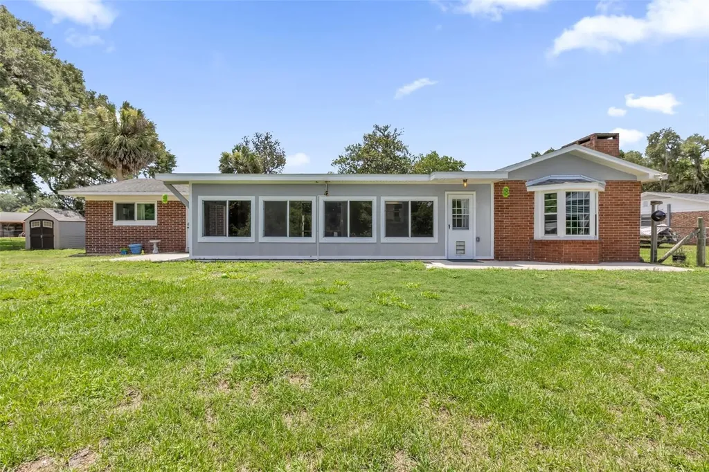 35505 Crescent Drive Fruitland Park FL 34731