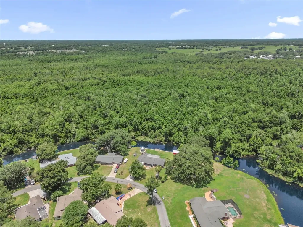 35505 Crescent Drive Fruitland Park FL 34731