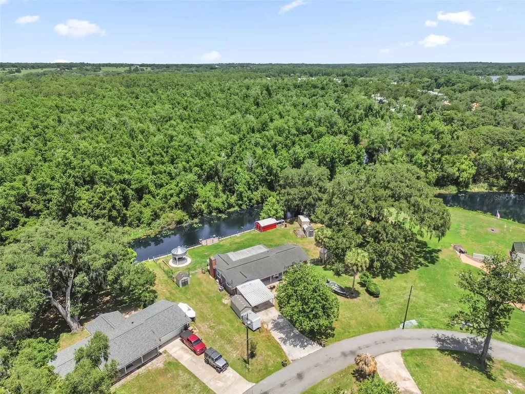 35505 Crescent Drive Fruitland Park FL 34731