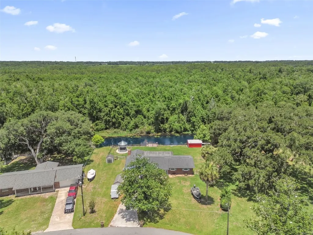 35505 Crescent Drive Fruitland Park FL 34731
