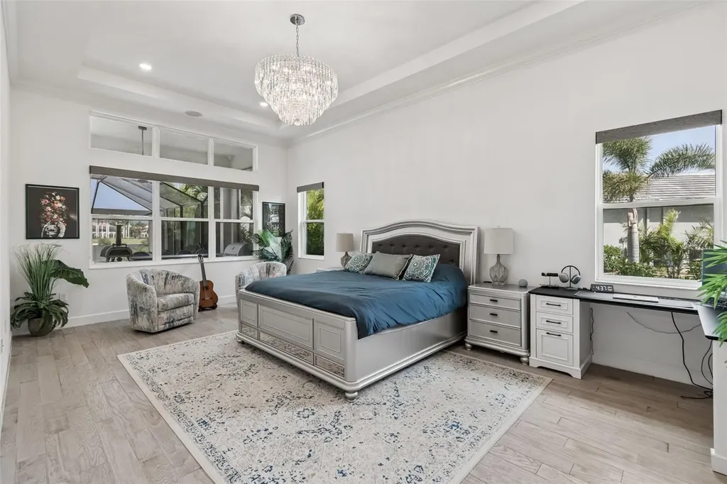 823 Manns Harbor Drive Apollo Beach FL 33572
