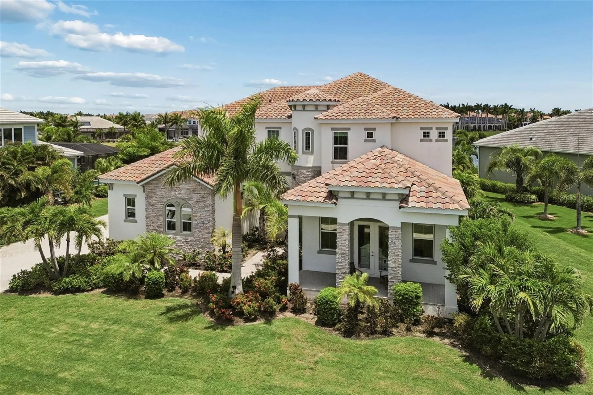 823 Manns Harbor Drive Apollo Beach FL 33572