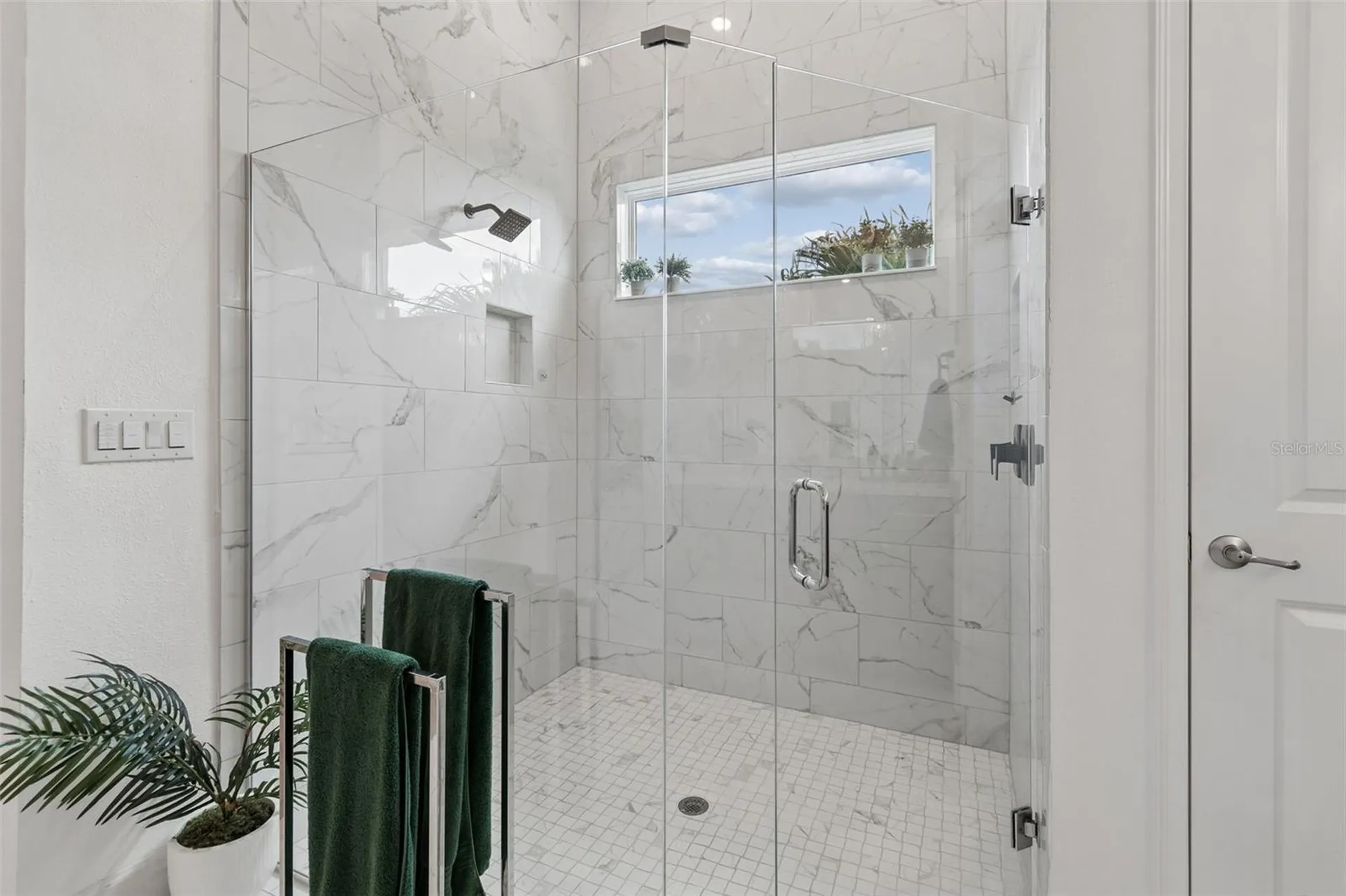 823 Manns Harbor Drive Apollo Beach FL 33572