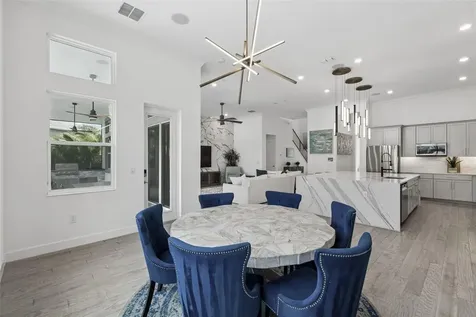 823 Manns Harbor Drive Apollo Beach FL 33572